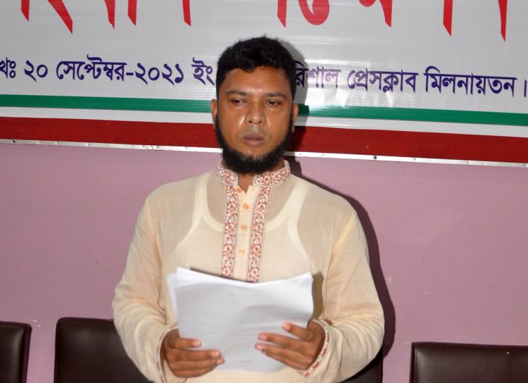 ওসির ভয়ে পালিয়ে বেড়াচ্ছেন মঠবাড়িয়ার জাপা নেতা