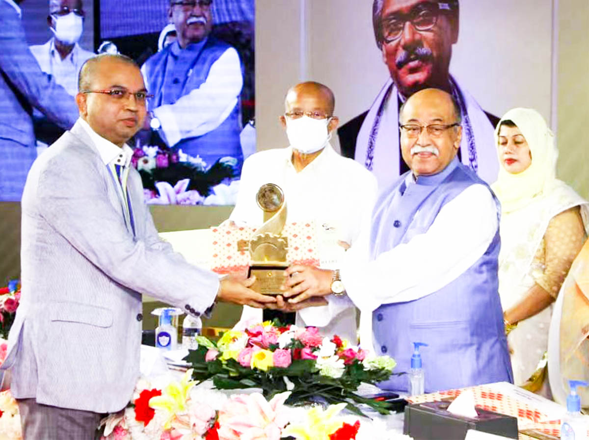 বঙ্গবন্ধু শেখ মুজিব শিল্প পুরস্কার ২০২০ পেলেন ফরচুন মিজান