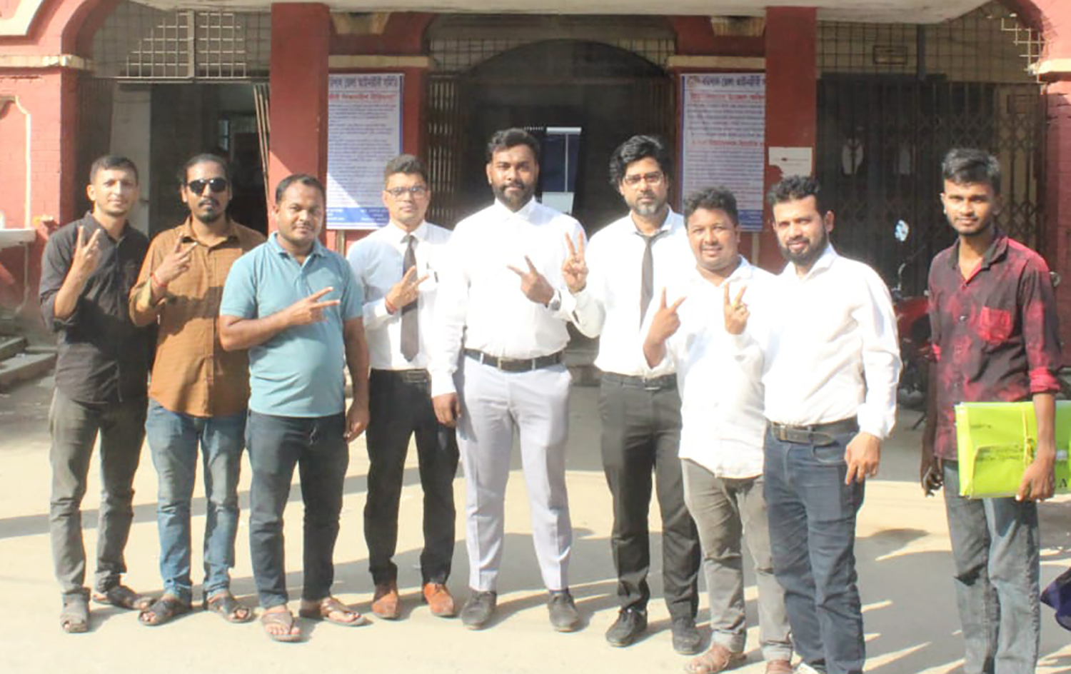 সময়ের বার্তার সম্পাদক এম. লোকমানসহ সবাই খালাস