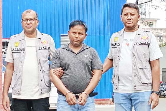 মা-বাবার অসুস্থতার কথা বলে লাখ লাখ টাকা হাতিয়ে নিতেন দুর্জয়