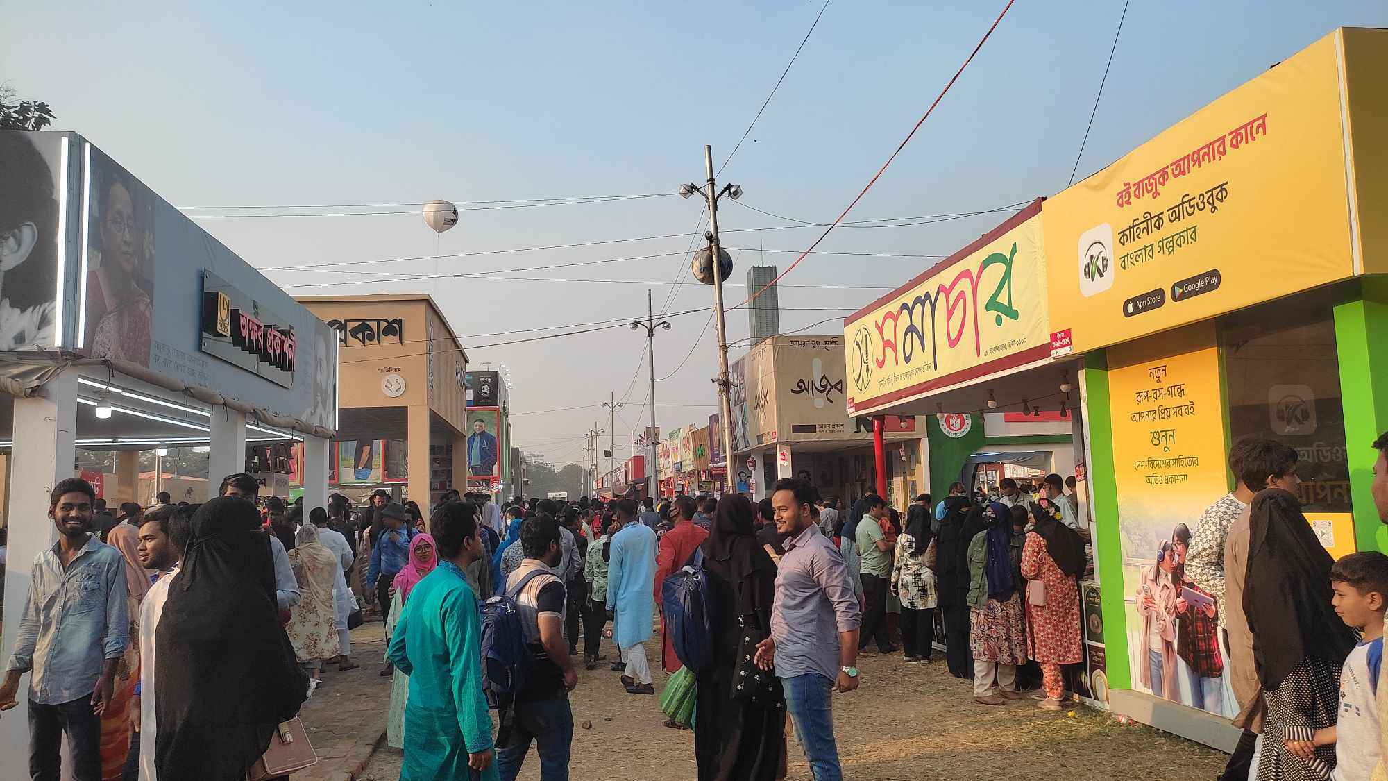 বইমেলায় আবারও ৯৯ টি নতুন বই এলো