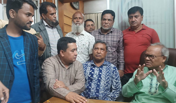 আতঙ্কে ফের গ্রেপ্তার-নির্যাতন শুরু করেছে সরকার: রিজভী