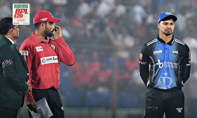 টসে জিতে ব্যাটিং নিল বরিশাল