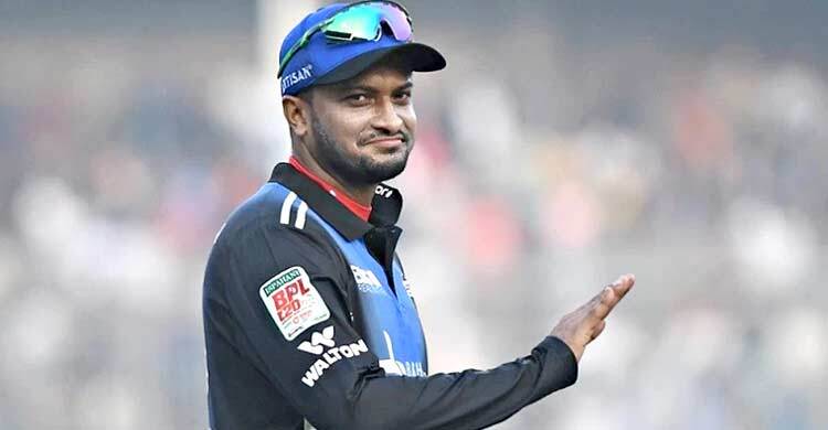 সন্ধ্যায় রংপুরের খেলা, দল বদল করলেন সাকিব