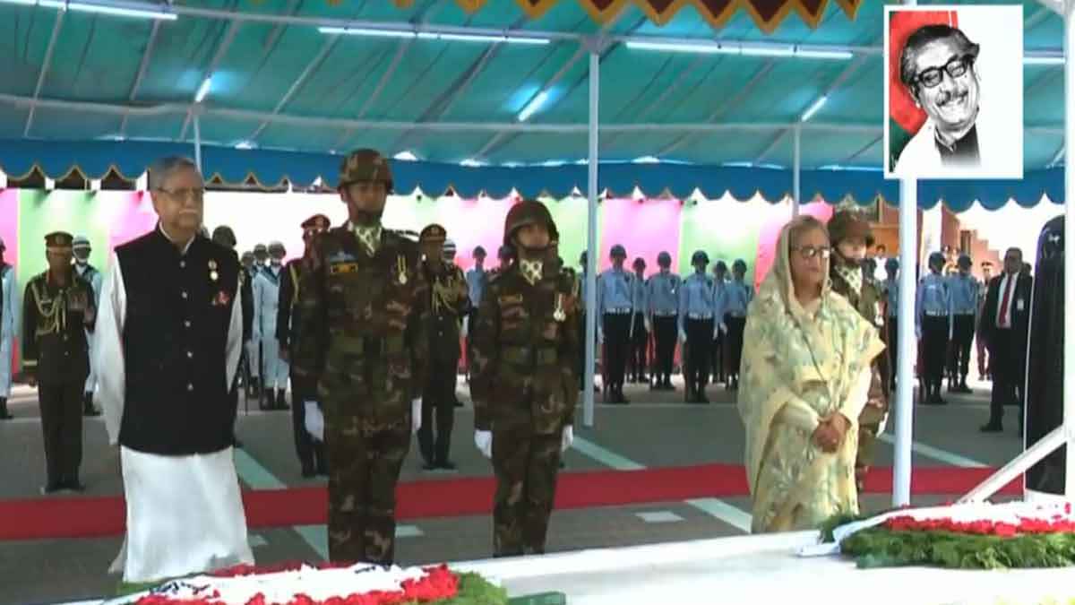 বঙ্গবন্ধুর সমাধিতে রাষ্ট্রপতি-প্রধানমন্ত্রীর শ্রদ্ধা