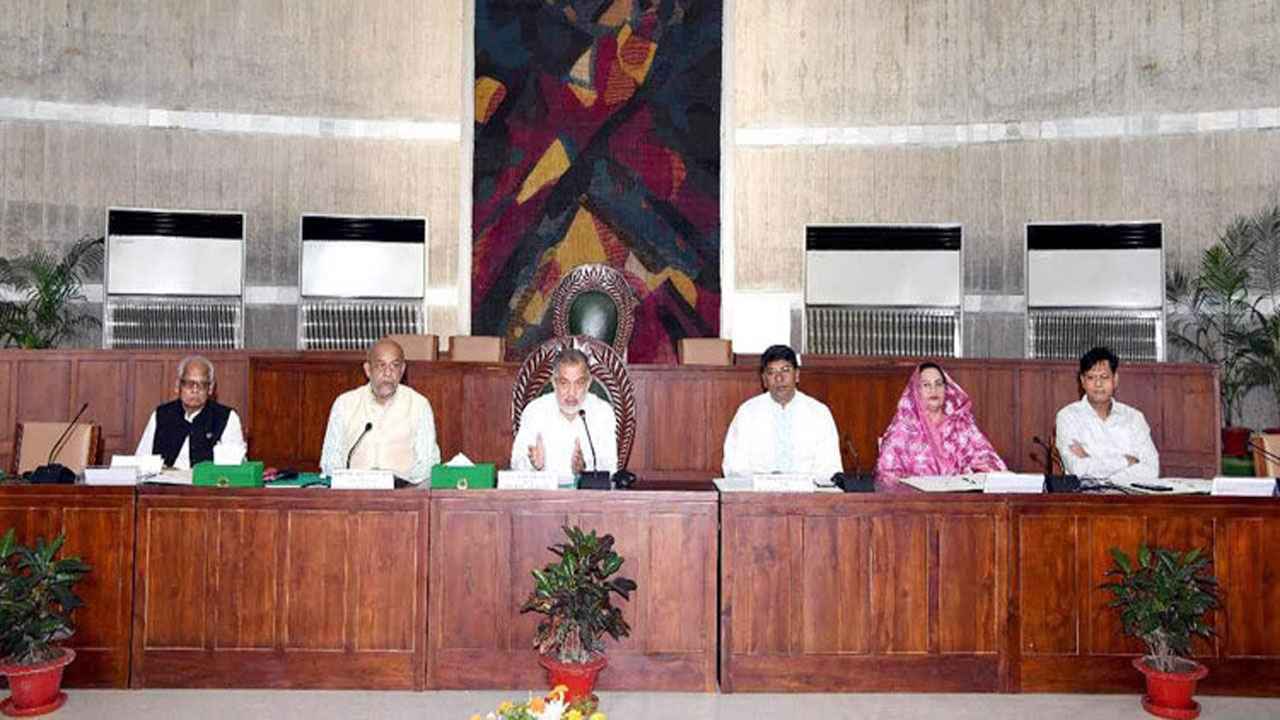 ট্রেনের সামনে সিসি ক্যামেরা বসানোর সুপারিশ করেছে রেলপথ মন্ত্রণালয়