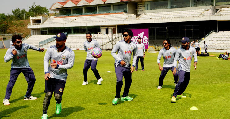 দলে ঢুকেই একাদশে জাকের আলী