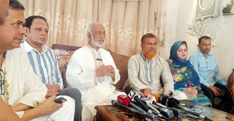 সরকার দেশে ত্রাসের রাজত্ব সৃষ্টি করতে চায়: মঈন খান