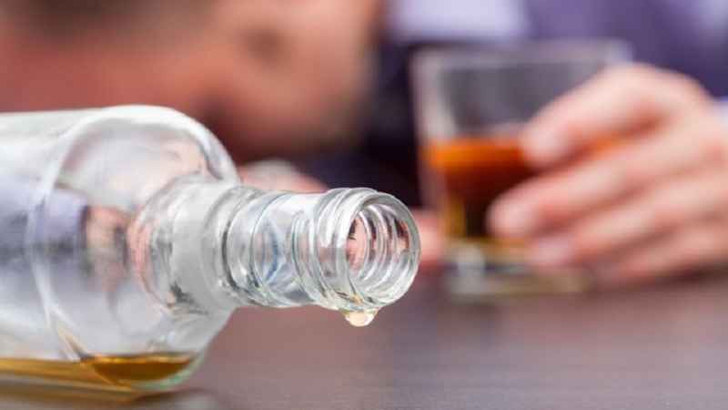 ভারতে মদপানে মৃত্যুর সংখ্যা বেড়ে ২০