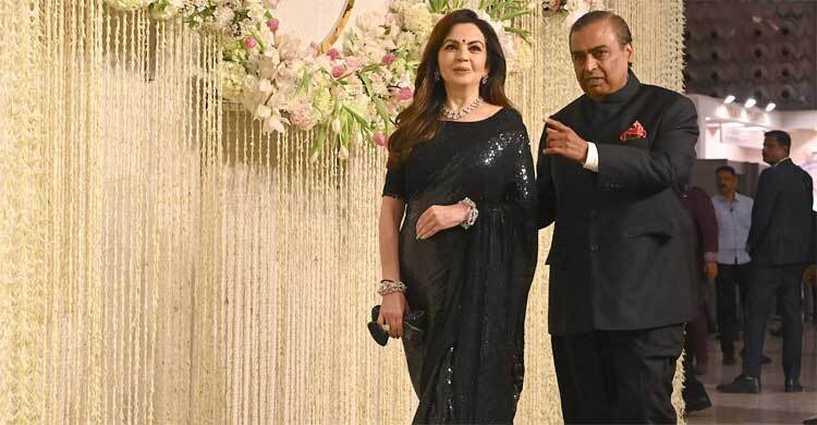 ভারতের শীর্ষ ধনী মুকেশ আম্বানির সম্পত্তির পরিমাণ কত?