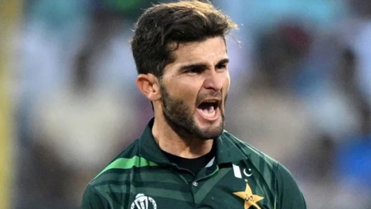 ক্ষীপ্ত আফ্রিদিকে শান্ত করতে পিসিবির বৈঠক