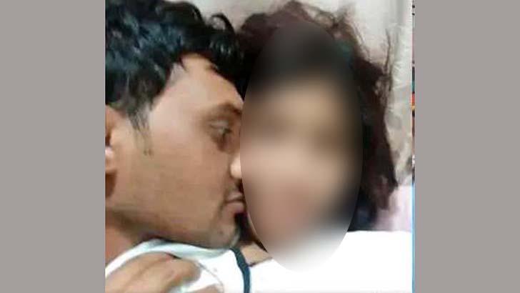 তালতলী ছাত্রলীগের সাধারণ সম্পাদকের আপত্তিকর ছবি-ভিডিও ভাইরাল!
