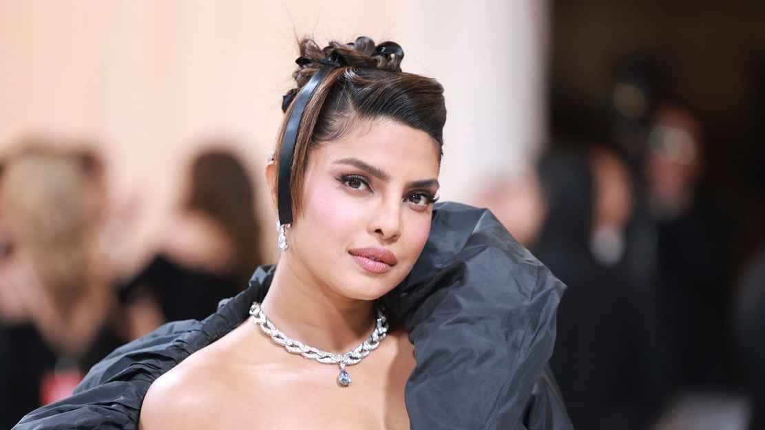 আবারও শুটিংয়ে আহত প্রিয়াঙ্কা চোপড়া