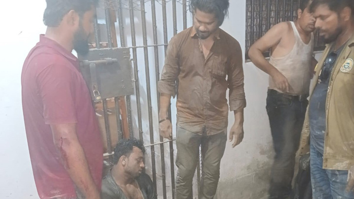 মাদক অভিযানে গিয়ে অস্ত্রের আঘাতে ৩ পুলিশ সদস্য আহত