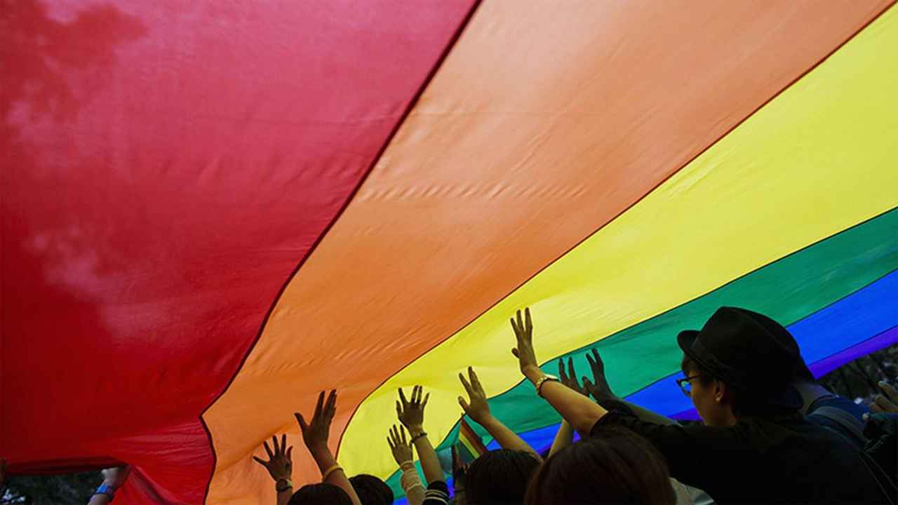 ইরাকে সমকামিতাকে অপরাধ ঘোষণা, নতুন আইন পাস