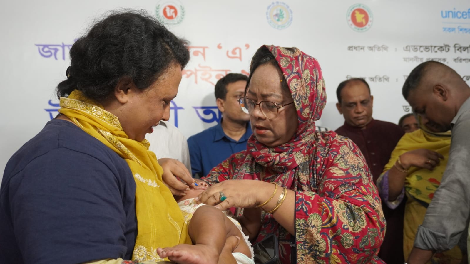 বরিশালে জাতীয় ভিটামিন এ প্লাস ক্যাম্পেইন উদ্বোধন করলেন বিসিসি প্রশাসক