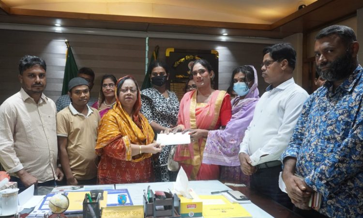 অন্তর্ভুক্তিমূলক সমাজ গঠনে বিসিসিতে তৃতীয় লিঙ্গের অভির চাকরি