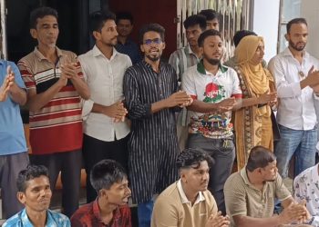 সিভিল সার্জনের নিয়োগের প্রতিবাদে বরিশালে বিক্ষোভ, অপসারণের দাবি