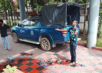 থানার সামনেই মাদক কারবারির আত্মহত্যার চেষ্টা