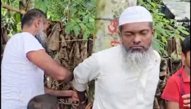 পটুয়াখালীতে শিশু শিক্ষার্থীকে যৌন নিপীড়নের অভিযোগে মাদরাসা শিক্ষক গ্রেপ্তার