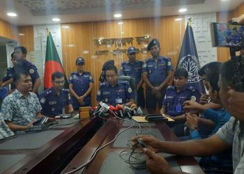 বরগুনায় চোরাই স্বর্ণালঙ্কার ও নগদ টাকা উদ্ধার, আটক ২
