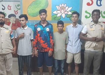 বরিশালে কিশোর গ্যাংয়ের চার সদস্য গ্রেফতার