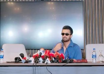 বাংলাদেশ এসে বড় ঘোষণা দিলেন আতিফ আসলাম