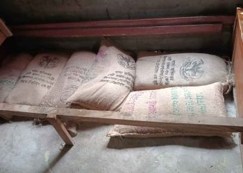 ভোলায় ব্যবসায়ীর বাড়ি থেকে ৩৪ বস্তা ভিজিএফের চাল উদ্ধার