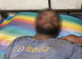যশোরে ট্রাকের ধাক্কায় প্রাণ গেল ভ্যানচালকের, চালক আটক