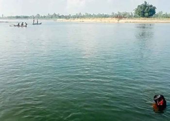 আত্রাই নদী থেকে দুই শিশুর লাশ উদ্ধার
