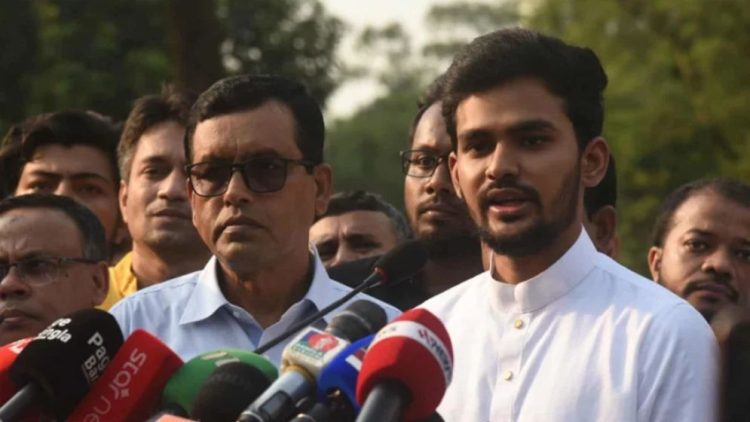 শেখ হাসিনাকে আর রাখতে চাইছে না ভারত: আসিফ মাহমুদ
