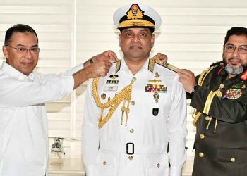 এডমিরাল পদে পদোন্নতি পেলেন নৌবাহিনী প্রধান