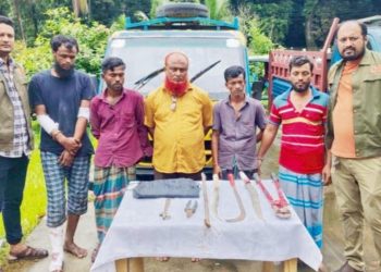 কুমিল্লায় ডাকাত চক্রের ৫ সদস্য গ্রেফতার