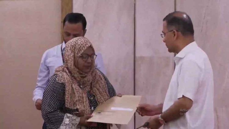 গুম-খুন ও শহীদ পরিবারের হাতে চাকরির নিয়োগপত্র তুলে দিলেন প্রধানমন্ত্রী