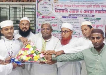 গৌরনদীতে কোরআনের হাফেজের সংবর্ধনা ও মেধাবীদের পুরস্কার বিতরন