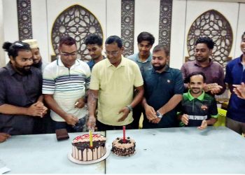গৌরনদীতে ভালোবাসায় সিক্ত হলেন জৈষ্ঠ সাংবাদিক গিয়াস উদ্দিন মিয়া