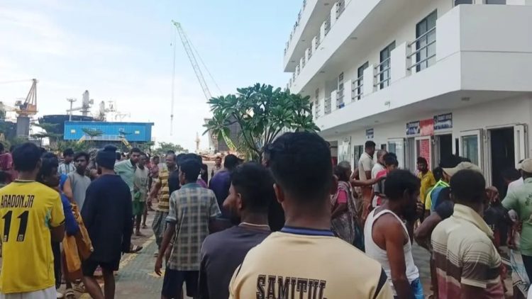 চট্টগ্রামে শিপইয়ার্ডে বিষাক্ত গ্যাস লিকেজ, মৃতের সংখ্যা বেড়ে ৮