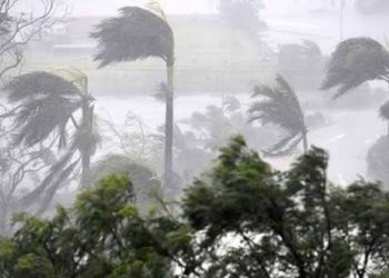 ৭ জেলায় সন্ধ্যার মধ্যে ৬০ কিমি বেগে ঝড়ের আভাস