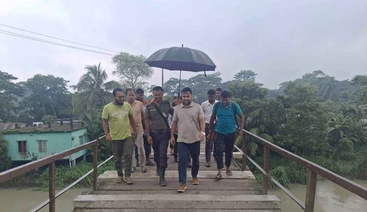ঝুঁকিপূর্ণ আয়রন ব্রিজে ইউএনওর নজর, নিরাপত্তায় উদ্যোগ