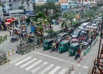ঢাকার ৫০ ট্রাফিক সিগনাল পয়েন্টে বসছে এআই ক্যামেরা