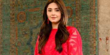 পাকিস্তানের অভিনেত্রী দুরেফিশানকে ঘিরে সমালোচনার ঝড়