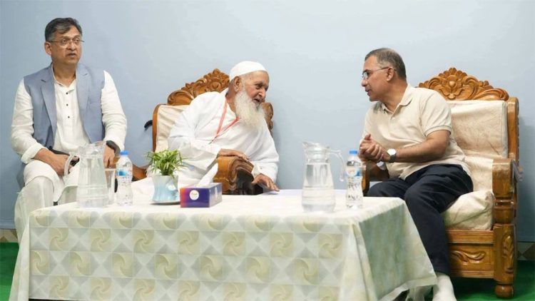 প্রধানমন্ত্রী তারেক রহমানের কাছে ৯ দাবি হেফাজতের