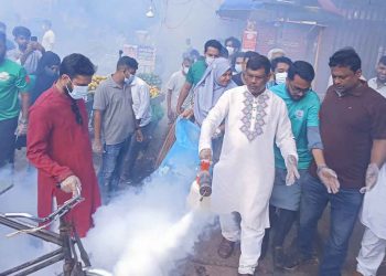 বরিশালে ডেঙ্গু প্রতিরোধে রহমাতুল্লাহ'র নেতৃত্বে ব্যতিক্রমী উদ্যোগ