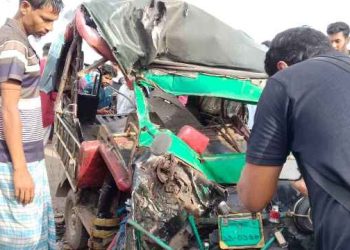 বরিশালে বাস-মাহিন্দ্রার সংঘর্ষে নিহত ১, ববি শিক্ষার্থীসহ আহত ৫