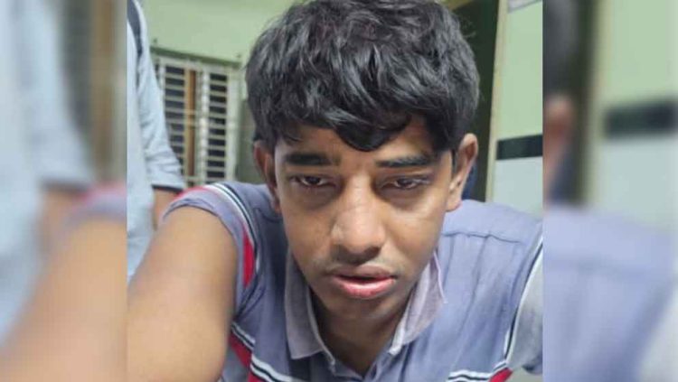 বরিশালে শিক্ষার্থীর মাকে বাড়িতে ডেকে ধর্ষণ, শিক্ষক গ্রেফতার