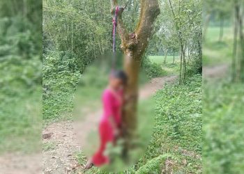 বীরগঞ্জে এক কিশোরীর রহস্য জনক ঝুলন্ত লাশ উদ্ধার