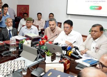 মন খুলে গান গাওয়া যায়, পরীক্ষায় নম্বর দেওয়া যায় না: শিক্ষামন্ত্রী