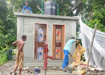 মানবিক উদ্যোগে স্বস্তি পেল প্রতিবন্ধী তিন ভাইয়ের পরিবার