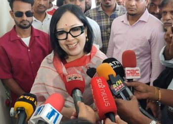 হাসিনার দেশে ফেরার ঘোষণা নিয়ে যা বললেন রুমিন ফারহানা