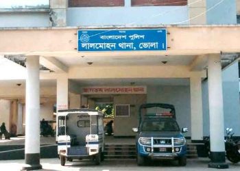 লালমোহনে টমটমের চাপায় ৭ বছরের শিশুর মৃত্যু
